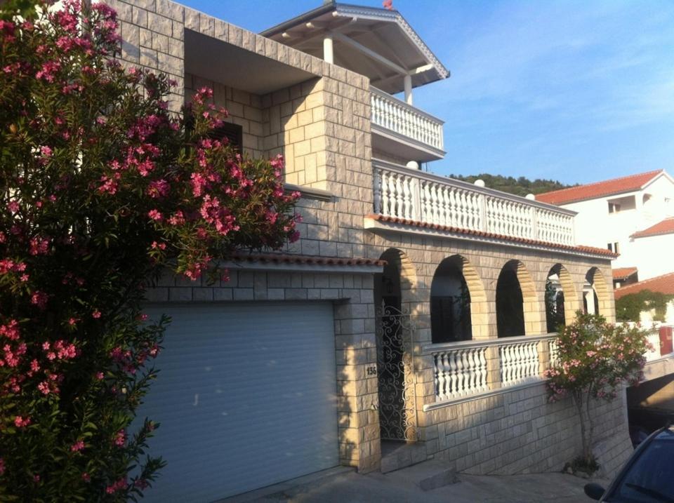 Villa I Karma تيسنو المظهر الخارجي الصورة